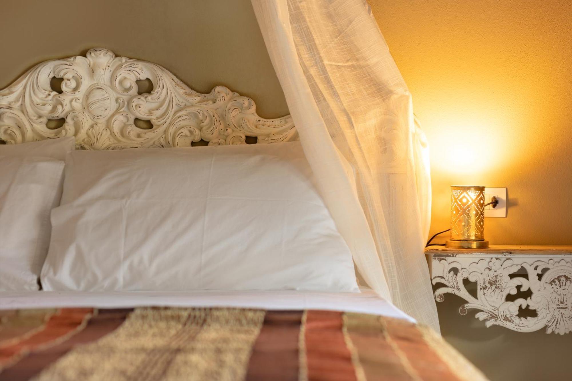 Luce Boutique Hotel Fortunago Exterior foto